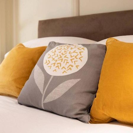 Fabulous Notting Hill Spacious Studio Apartment London Eksteriør billede